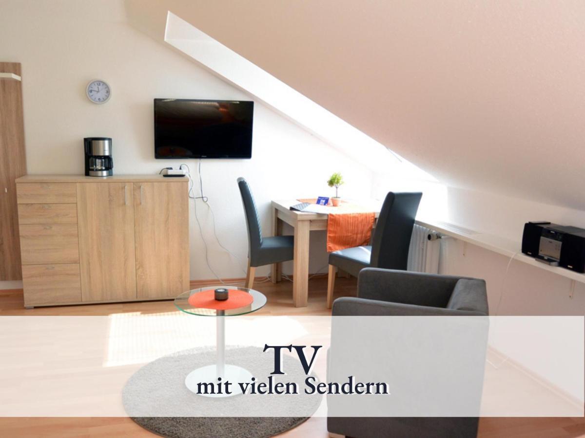 Gemuetliche Ferienwohnung In Bester Bodenseelage L 1 Minute Zum Bodensee L 1 Zimmer L Vollausgestattete Kueche L Free-Wlan L Willkommen Im Apartment Boehringen Radolfzell am Bodensee Exterior foto